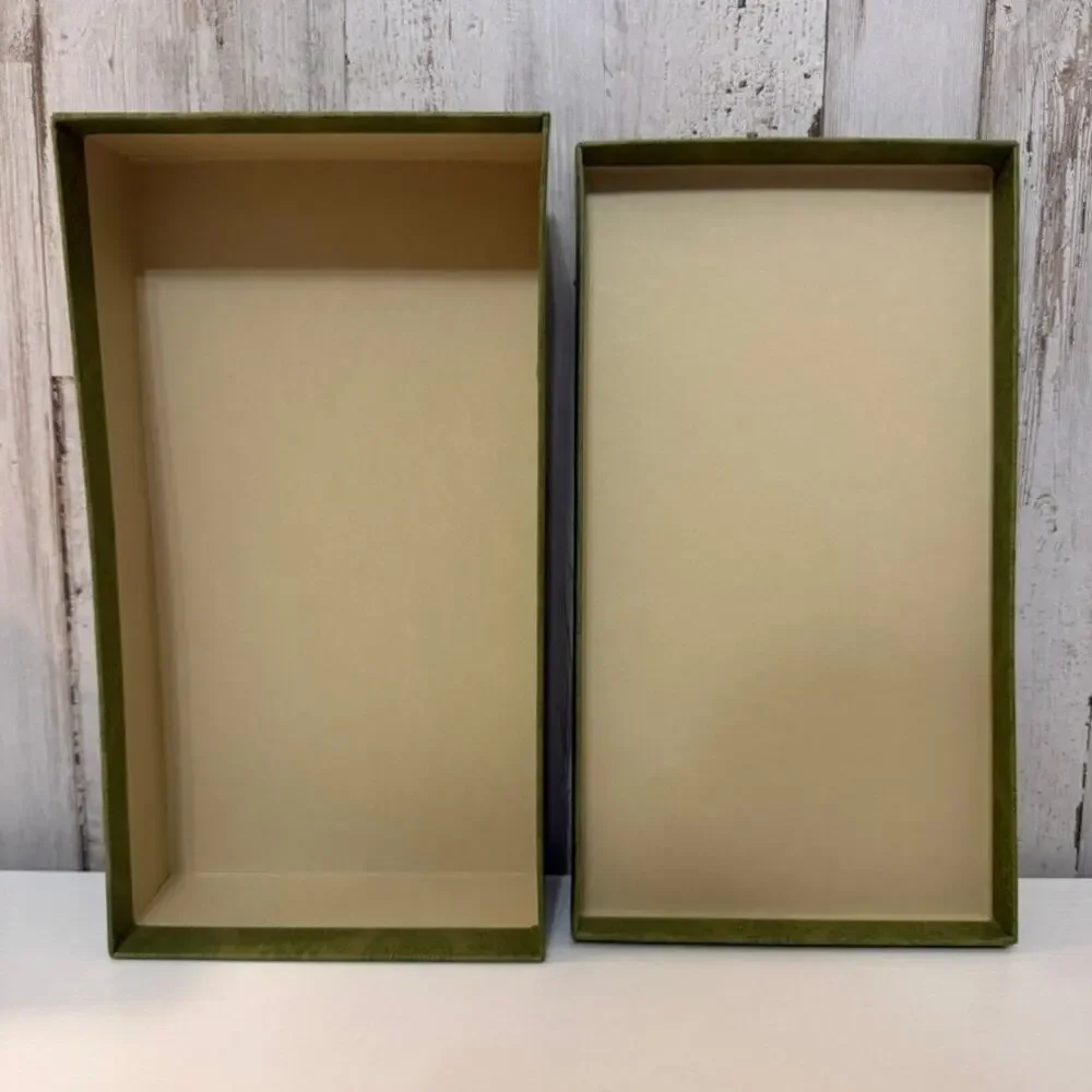 Gucci Gift Box Green Embossed Logo Two-Piece Lid 10x6x2 Empty